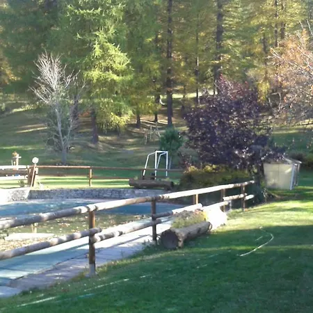 Holiday Besson Bed & Breakfast *