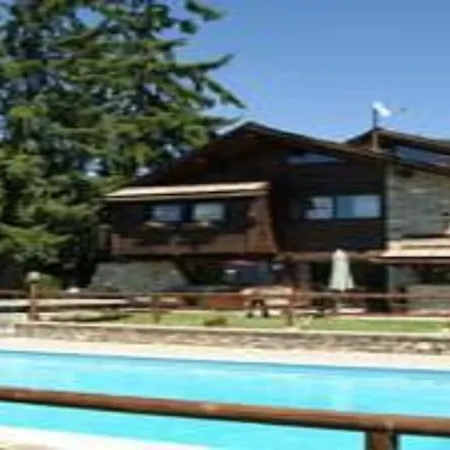 Holiday Besson Bed & Breakfast *